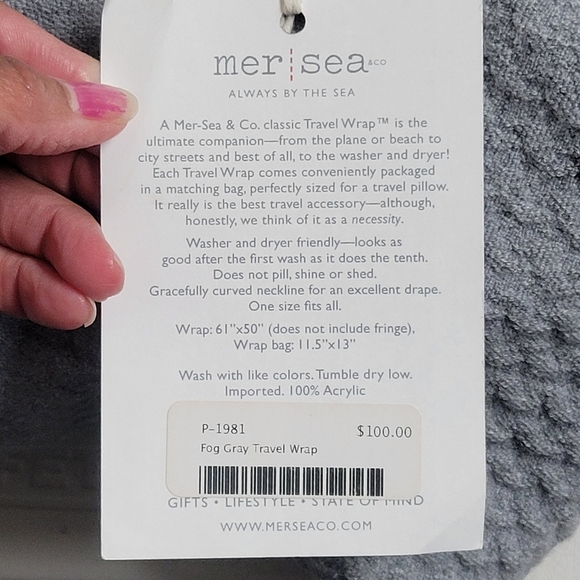 Mer-Sea NWT Fog Gray Travel Wrap With Matching Bag. - Picture 14 of 16